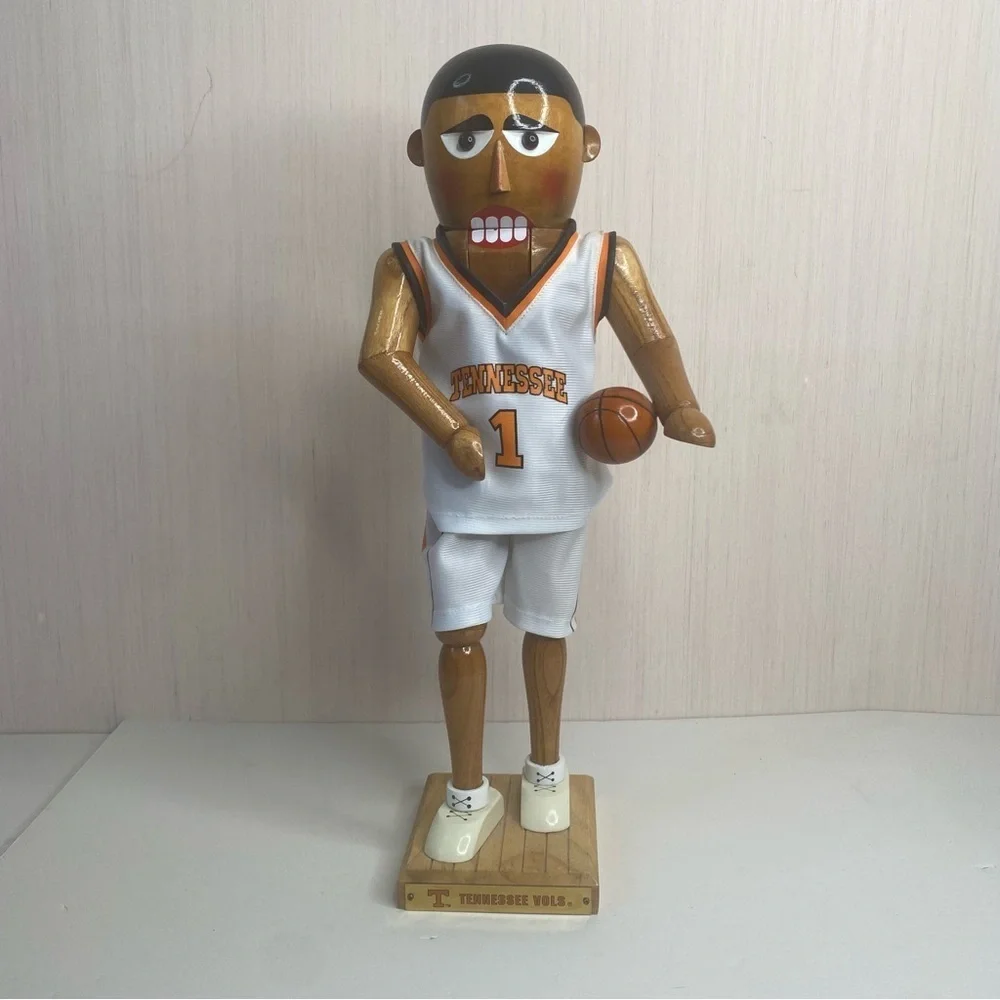 2002 Tennessee Vols Basketball Collectible Nutcracker Solid Wood 270/500 (FLAW) - Picture 2 of 9